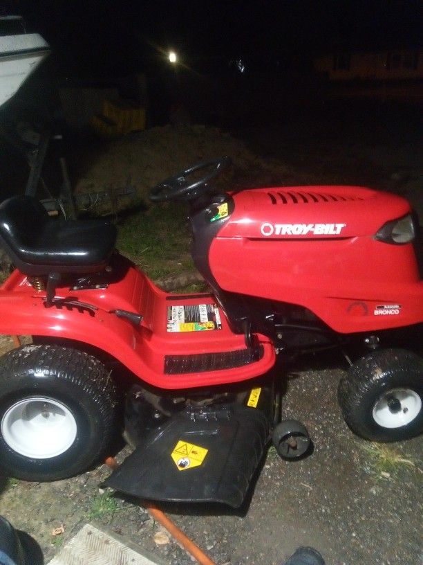 Troy Bilt Riding Mower