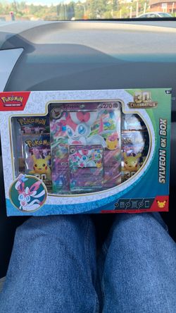 Pokémon Sylveon ex Box 30th Celebration
