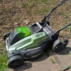 GreenWorks 40V Electric Push Mower w/ Battery & Charger (Works – Needs Wheel Fix)