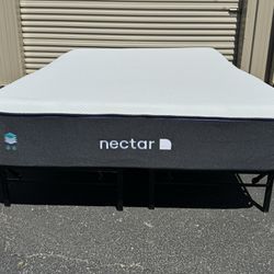 The Nectar Premier Mattress, Cal King, Like New, Perfect Condition