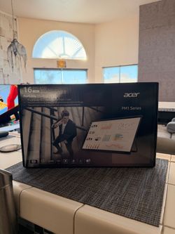 Monitor BRAND NEW SEALED – Acer 15.6” Portable Monitor