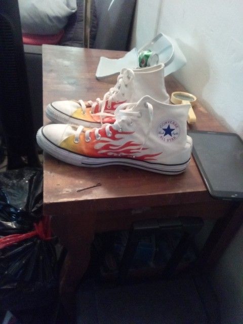 Converse