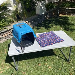 Brand New Small Pet Carrier Crate with New Bed