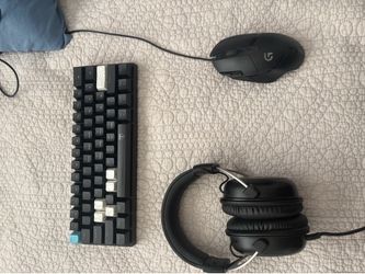 Keyboard and mouse + headset