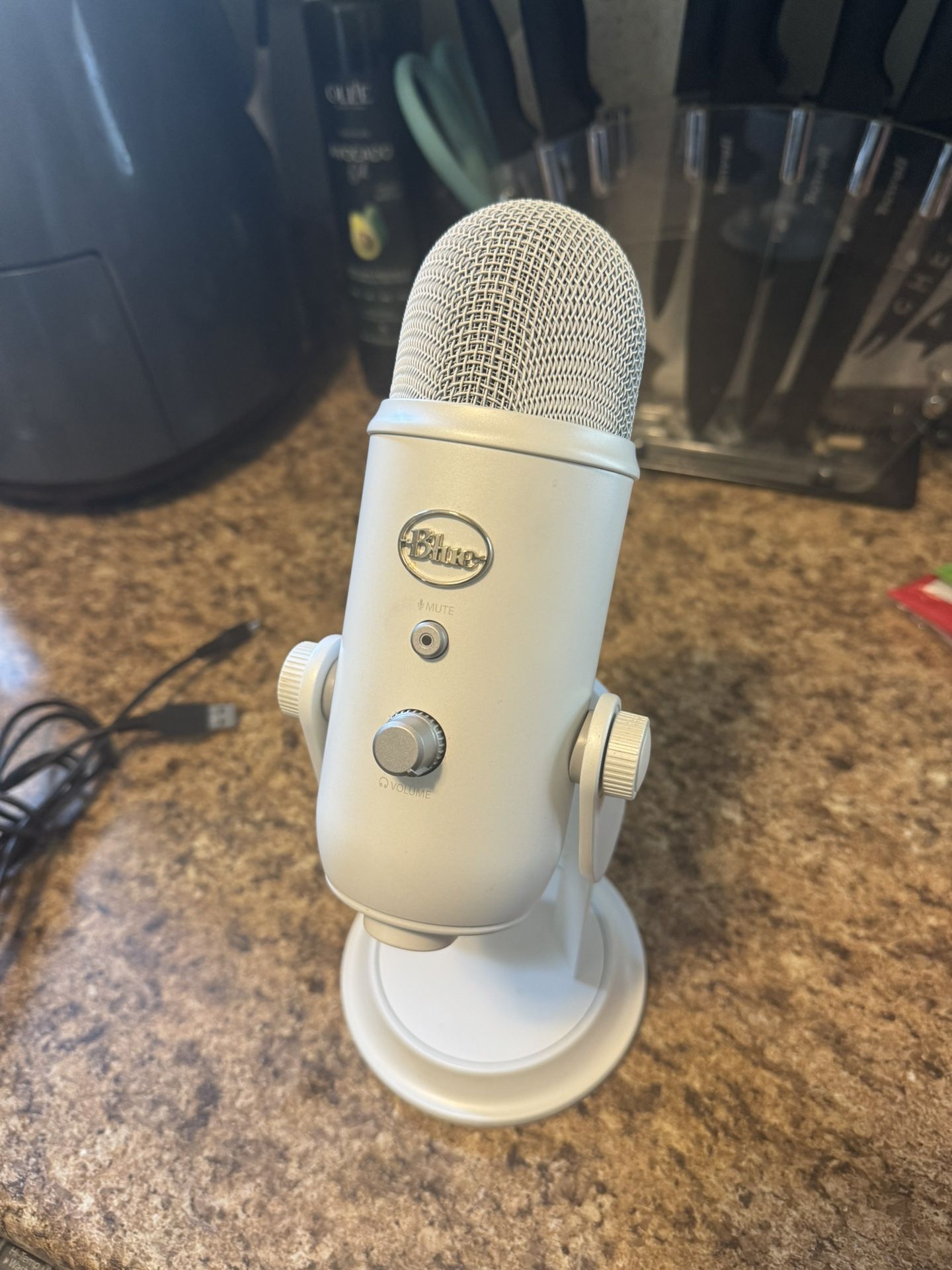 Logitech - Blue Yeti