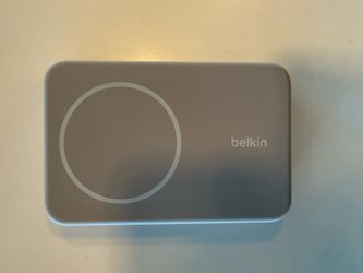 Belmont Boost Charge Pro Magnetic Power Bank for Apple iPhones