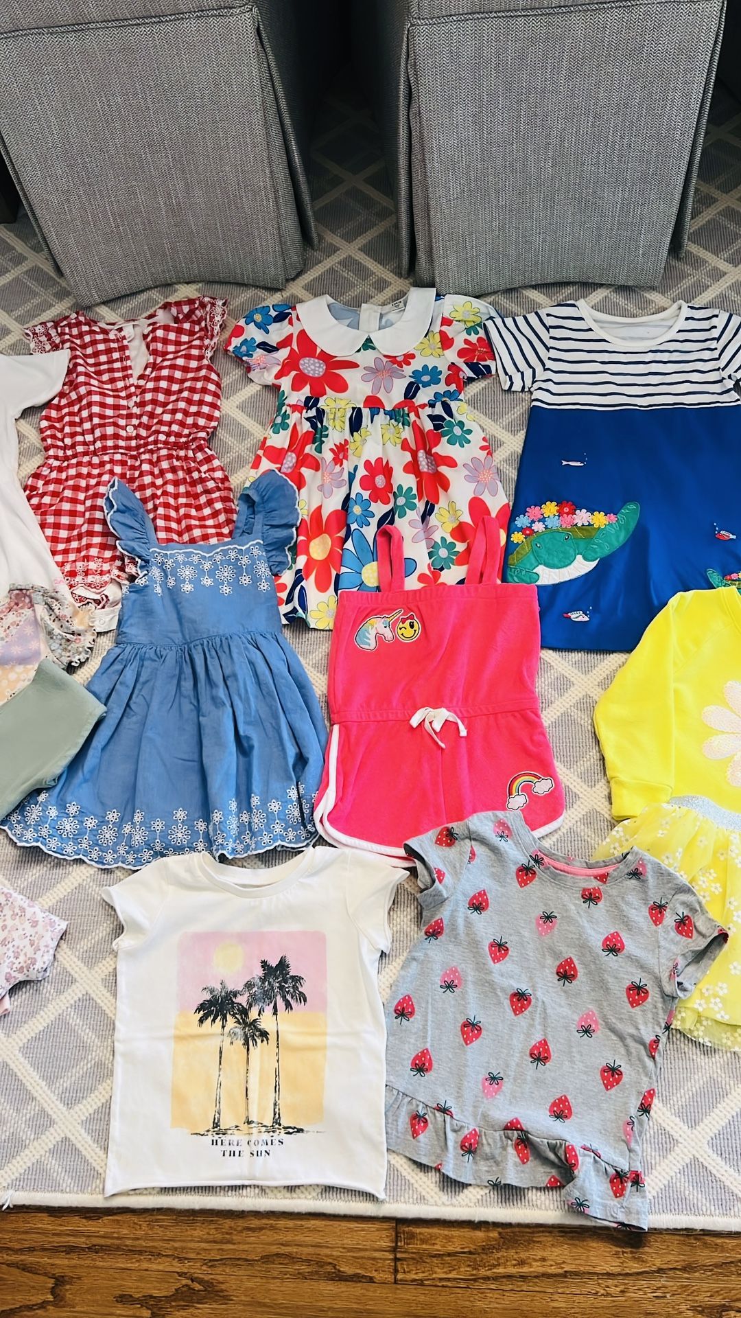 Toddler Girl Clothes Closet Clear out!  (Size: 4T) 