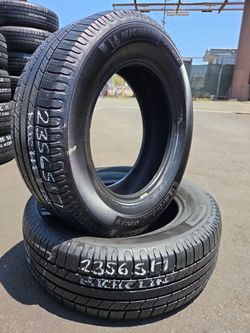 (2) 235/65R17 MICHELIN $120 CASH PRICE