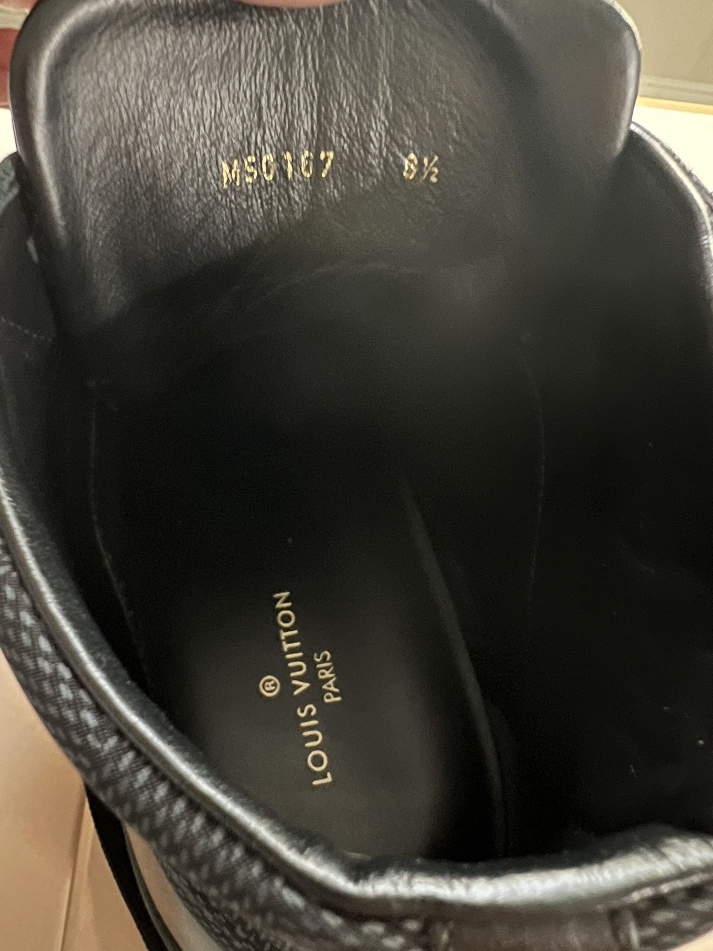 Louis Vuitton Man Shoe Size 81/2 for Sale in Temple City, CA - OfferUp