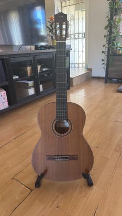 Cordoba Classical Guitar / Model: C3M