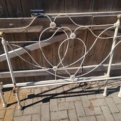 Vintage cast iron/brass headboard and footboard 