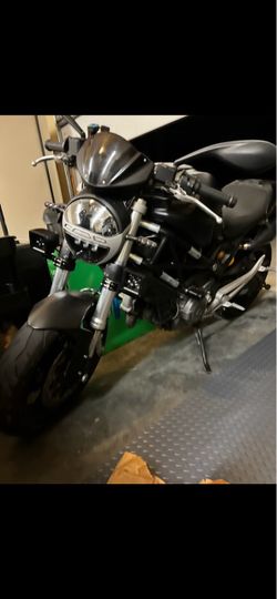 2013 Ducati Monster 696
