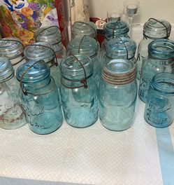 Vintage Canning Jars 14 Total all For $100.