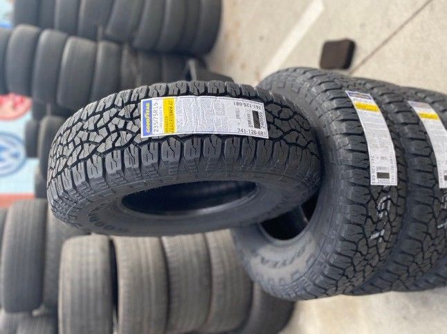 235/75r15 goodyear trailrunner set of new tires set de llantas nuevas 

