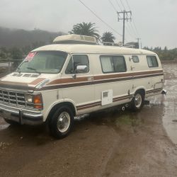 1987 Dodge Camper van