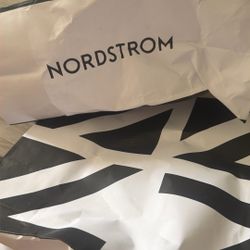 Selling A 75$ Nordstrom Giftcard For $50 Cash It Was A Gift But I Don’t Shop At Nordstroms 