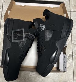 Black Cat Jordan 4