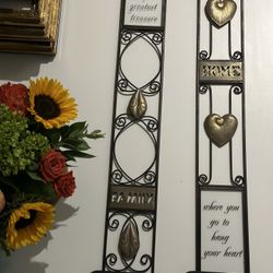 2 Piece Metal Artware (Home And Family Theme)