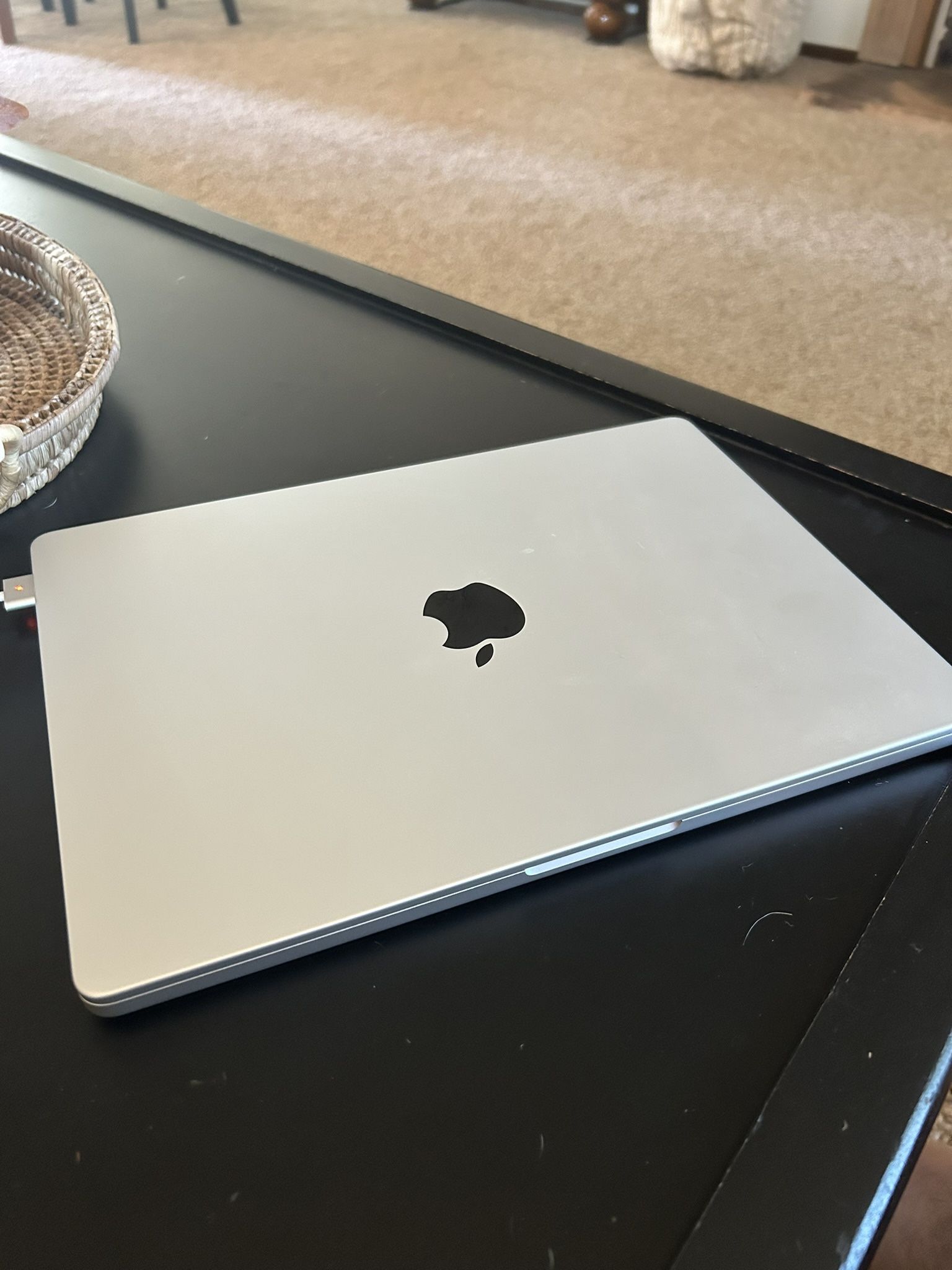 14 inch MacBook M1 Pro 2021