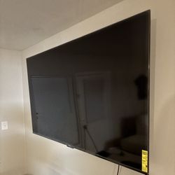 Roku 75 Inch Class Select Series 4K LED Smart RokuTV (2025)