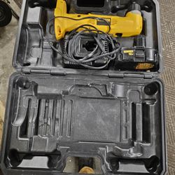Dewalt 90° Driver Battery, Charger, Case