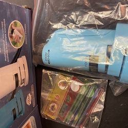 1 New/Unopened Adjustable 60X-180X LED Portable Microscope (batteries included)