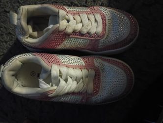 Size 12 girls SPARKLE SNEAKERS (Gently used)