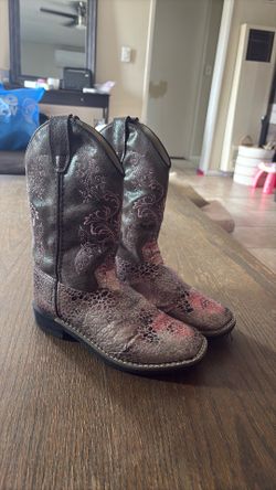 Girls cowgirl boots