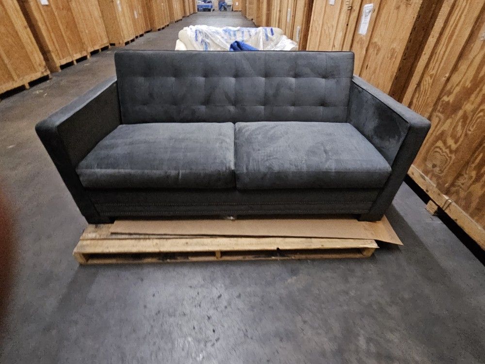 KING SIZE SLEEPER SOFA