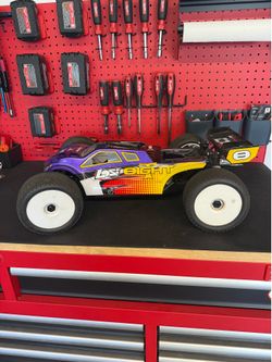 Losi 8ight Truggy