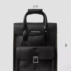 Dr. Martens, Kiev Leather Backpack in Black
