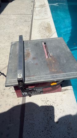 Tile saw