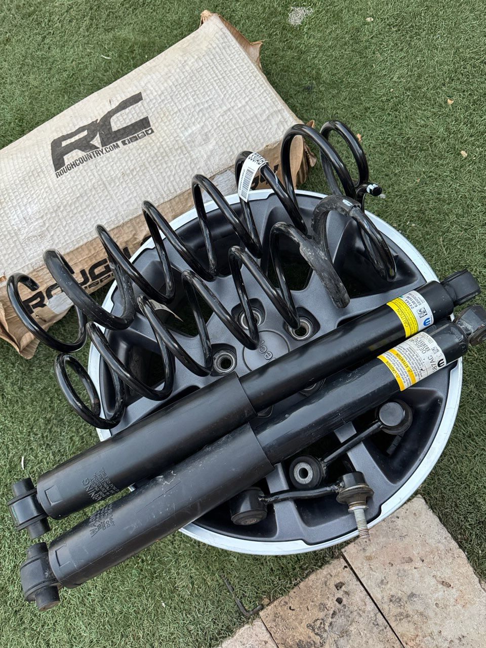 2020 jeep gladiator shocks and struts only driven 2k miles