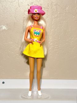 Vintage 1998 Mattel “Easter Egg Hunt Barbie & Kelly Gift Set Special Edition #19014” Doll