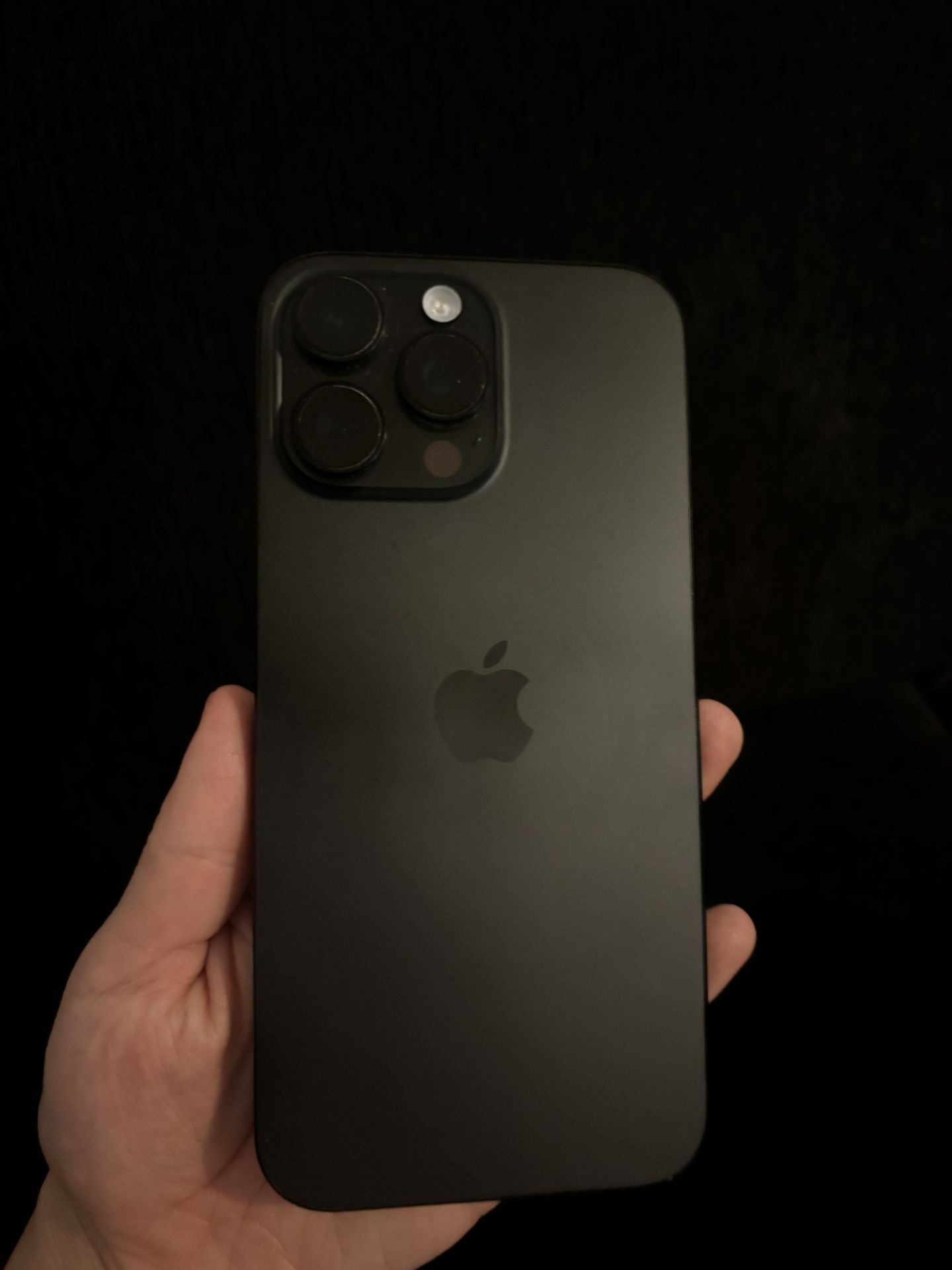 Iphone 16 pro max 