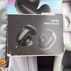 Bose Ultra Open Earbuds 