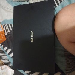 Asus Laptop PC