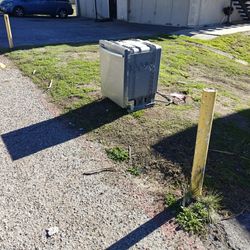 Free Dishwasher Samsung. Has An Issue With Flagging Normal Constantly