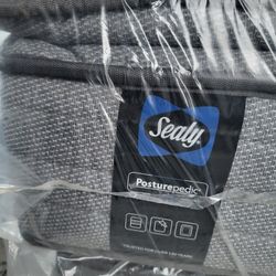 New EASTERN KING SEALY POSTERPEDIC PILLOW TOP Mattress