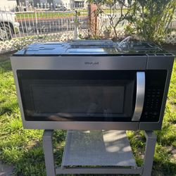 Whirlpool Microwave 