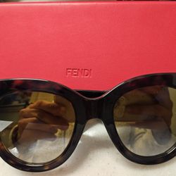 FENDI SUNGLASSES 