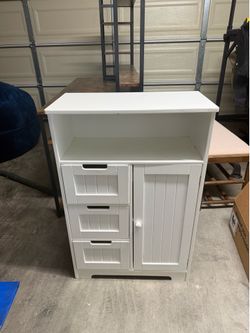 Bathroom Floor Cabinet Wooden Storage Organizer with 1 Door and 3 Drawers, Free-Standing Cupboard for Kitchen/Living Room/Bathroom Use, White