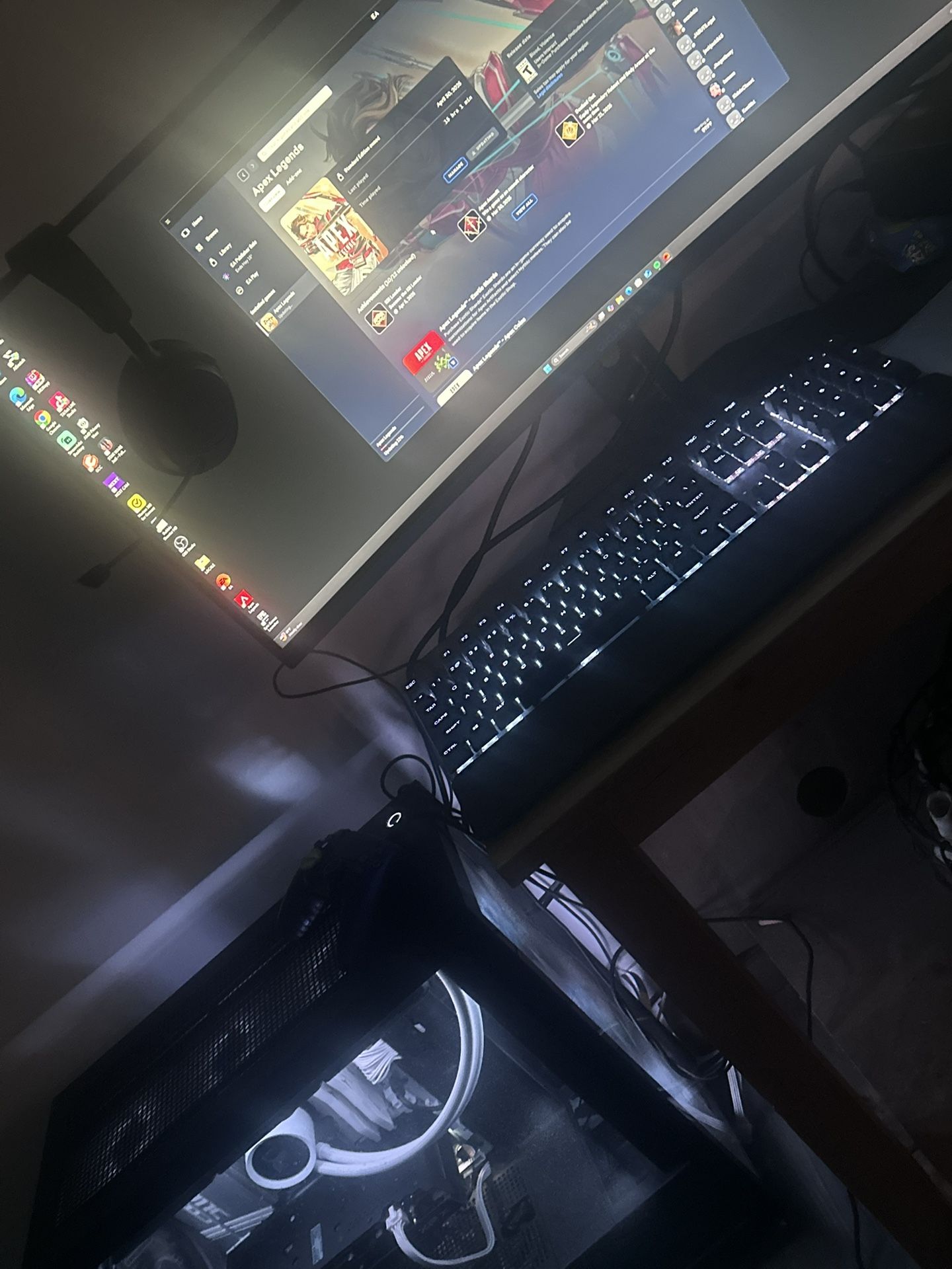 Mid Tier PC Going For 1000 Cash