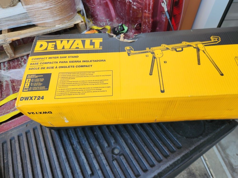 Compact Miter Saw Stand