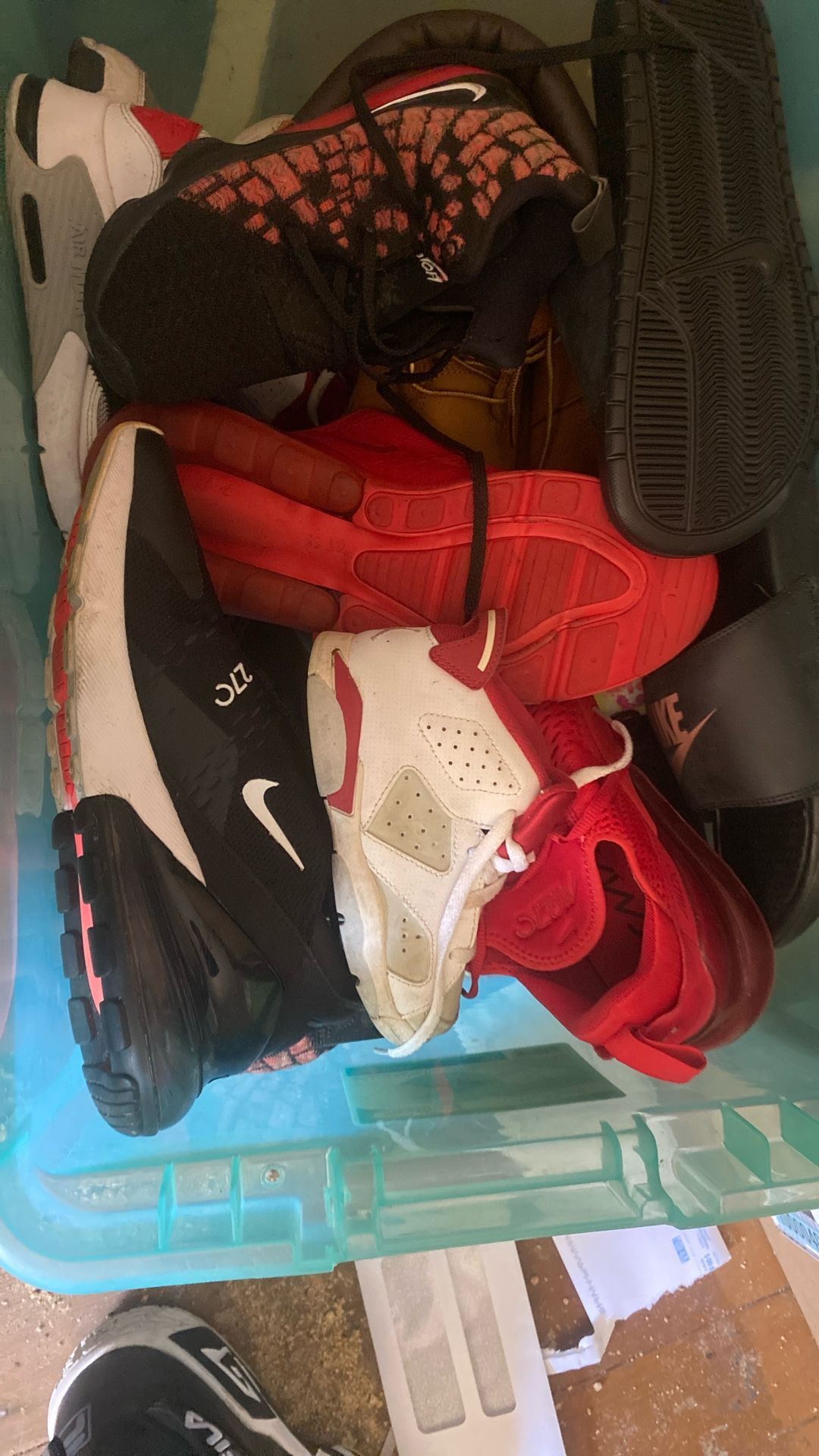 Nike Lot $150