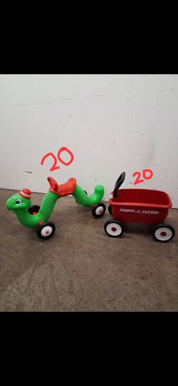 Radio flyer toys $20 each like new pickup 3-8:30 pm rainbow/charleston cash only read description