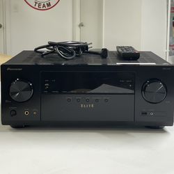 Pioneer Elite VSX-LX101 7.2-Channel AV Receiver – Like New