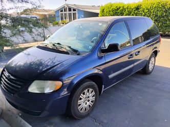 2006 Chrysler Town & Country