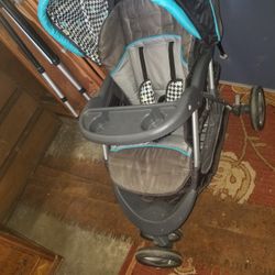 Kids Stroller  Excellent condition 