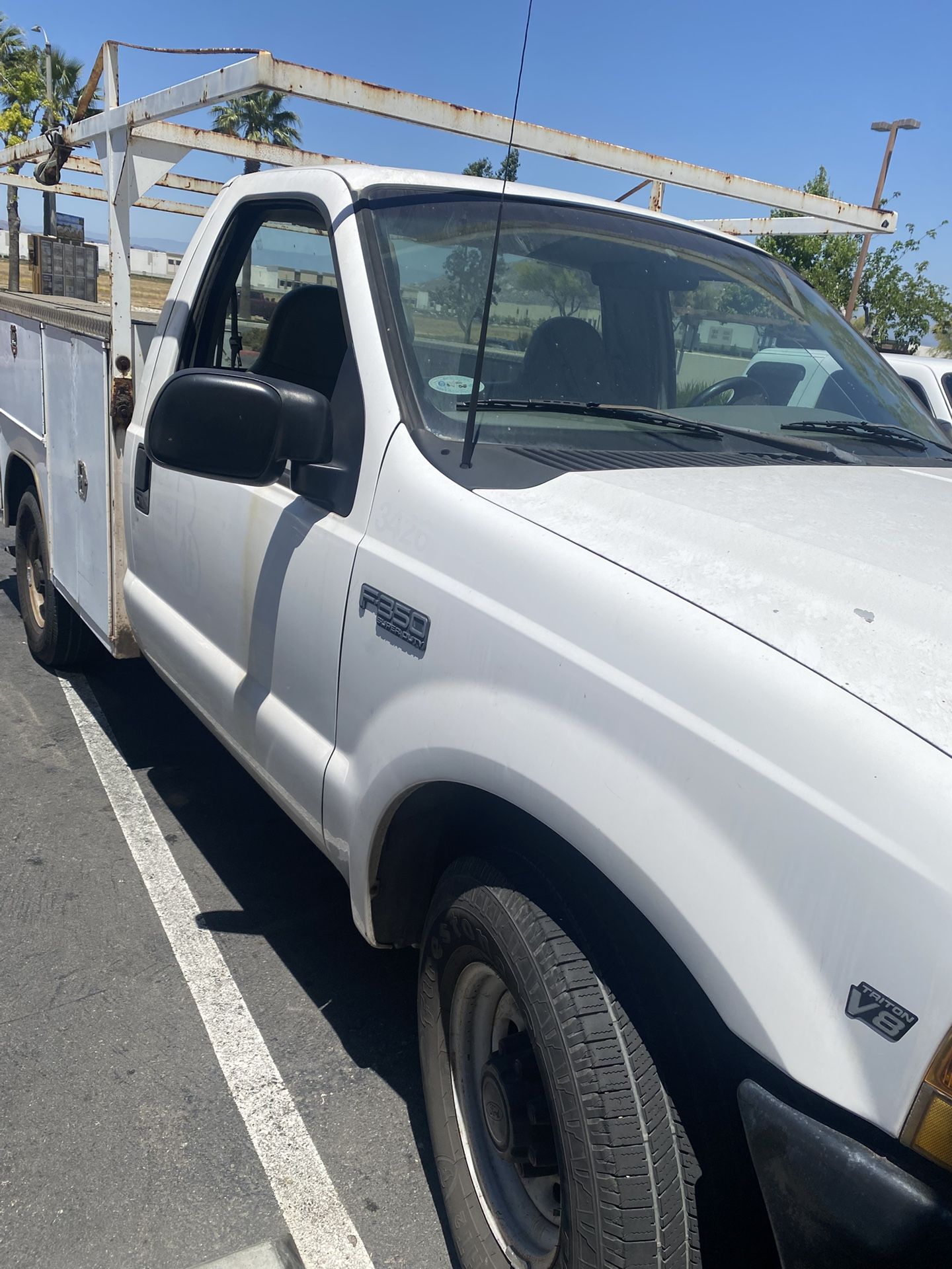 1999 Ford E-350